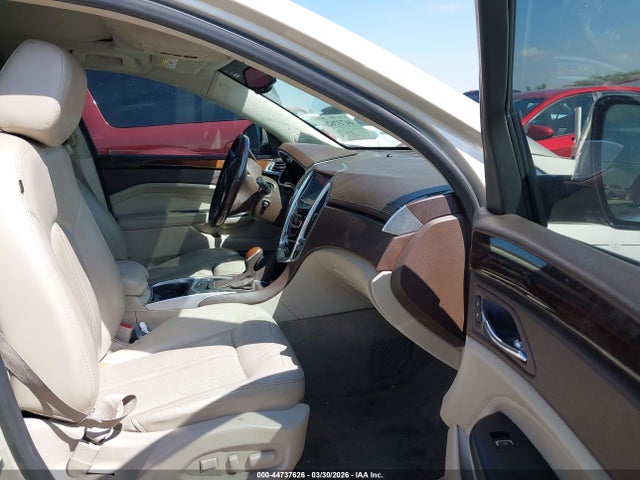 44737626 :رقم المزاد ، 3GYFNCE35FS518939 vin ، 2015 Cadillac Srx Performance Collection مزاد بيع