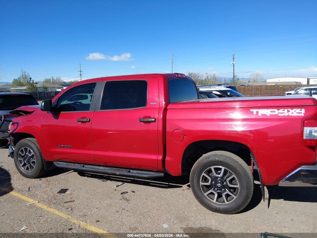 5TFDM5F10FX061433 Toyota Tundra Sr5 4.6l V8