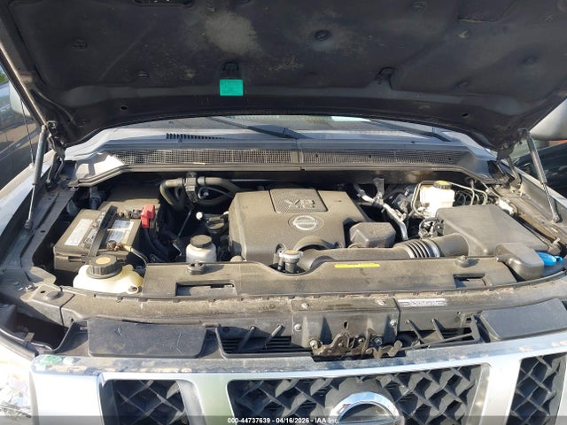 44737639 :رقم المزاد ، 1N6AA0EC7FN509466 vin ، 2015 Nissan Titan Pro-4x مزاد بيع