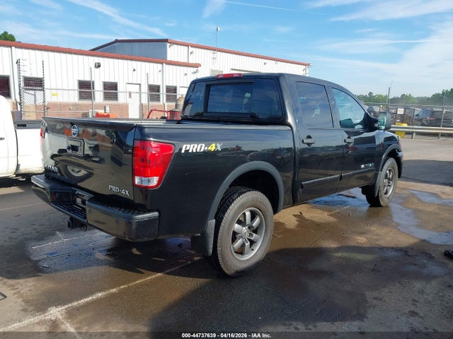 44737639 :رقم المزاد ، 1N6AA0EC7FN509466 vin ، 2015 Nissan Titan Pro-4x مزاد بيع