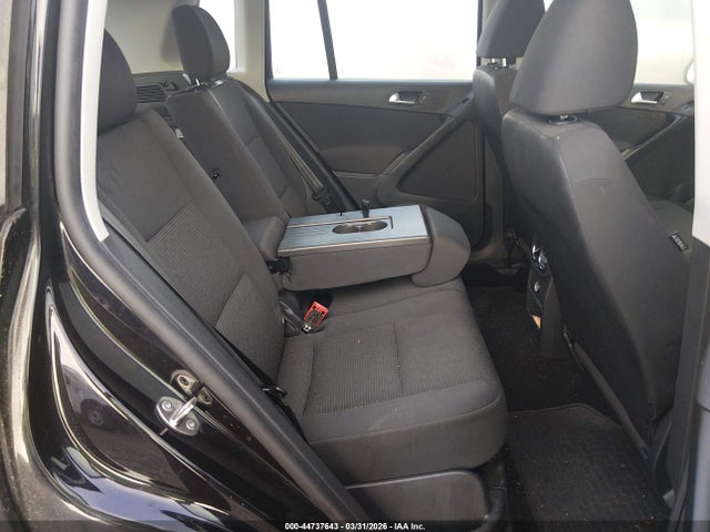 Продажа на аукционе авто 2015 Volkswagen Tiguan S, vin: WVGAV7AX4FW530595, номер лота: 44737643