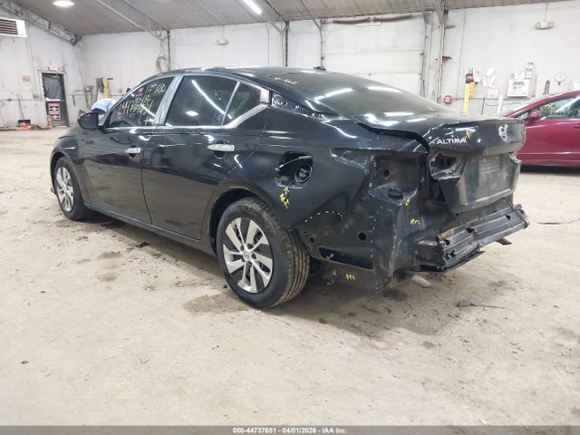 44737651 :رقم المزاد ، 1N4BL4BVXLC212476 vin ، 2020 Nissan Altima S Fwd مزاد بيع