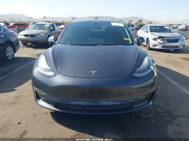 Aukcja sprzedaży 2018 Tesla Model 3 Long Range/mid Range, vin: 5YJ3E1EA8JF056745, numer aukcji: 44737667