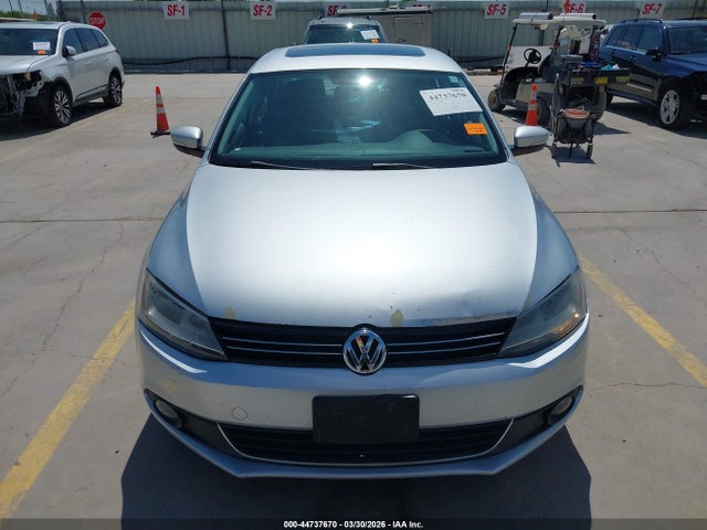 Aukcja sprzedaży 2013 Volkswagen Jetta 2.5l Sel, vin: 3VWLX7AJXDM365889, numer aukcji: 44737670