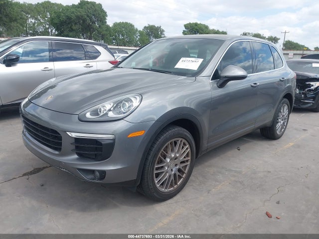 2016 PORSCHE CAYENNE WP1AA2A26GLA00699 Photo 1