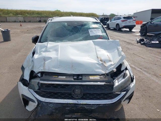 3VV8X7B23RM066172 Volkswagen Taos 1.5t S