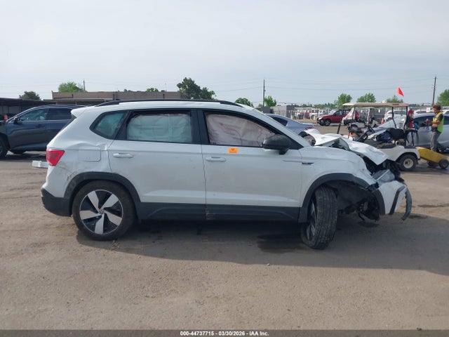 3VV8X7B23RM066172 Volkswagen Taos 1.5t S