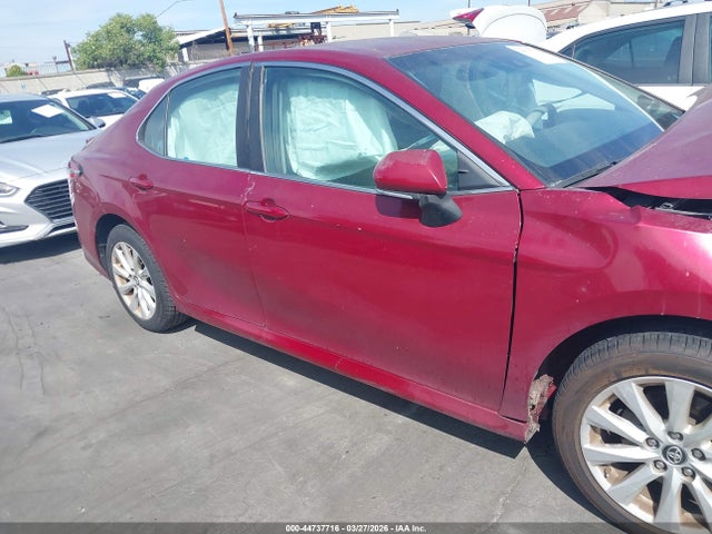 4T1B11HK0JU634593 Toyota CAMRY LE