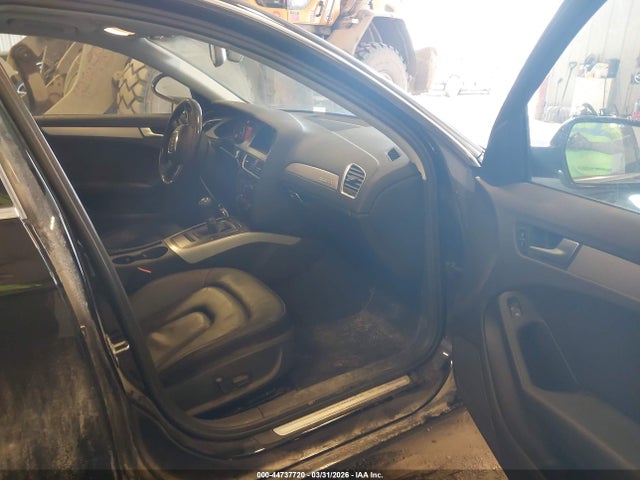 2011 Audi A4 2.0t Premium მანქანა იყიდება აუქციონზე, vin: WAUHFAFL4BN035412, აუქციონის ნომერი: 44737720