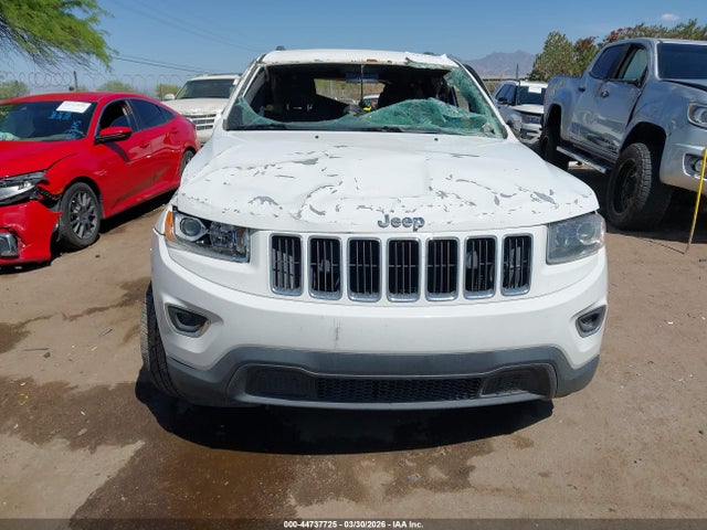 1C4RJEAG2FC728228 Jeep Grand Cherokee Laredo