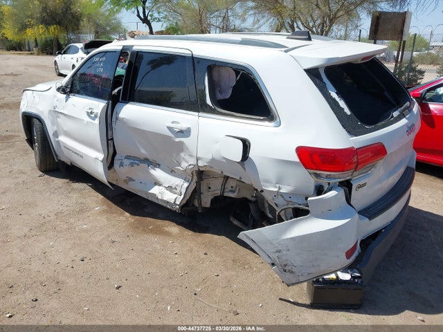 1C4RJEAG2FC728228 Jeep Grand Cherokee Laredo