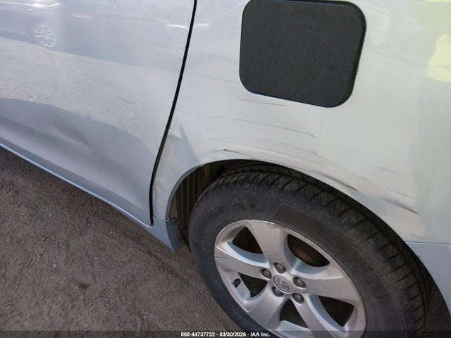 44737732 :رقم المزاد ، 5TDKK3DC5FS645791 vin ، 2015 Toyota Sienna Le 8 Passenger مزاد بيع