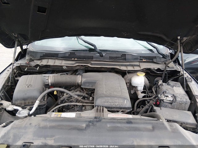 44737806 :رقم المزاد ، 1C6RR7FG8JS253624 vin ، 2018 Ram 1500 Express  4x4 6'4 Box مزاد بيع