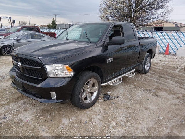 44737806 :رقم المزاد ، 1C6RR7FG8JS253624 vin ، 2018 Ram 1500 Express  4x4 6'4 Box مزاد بيع