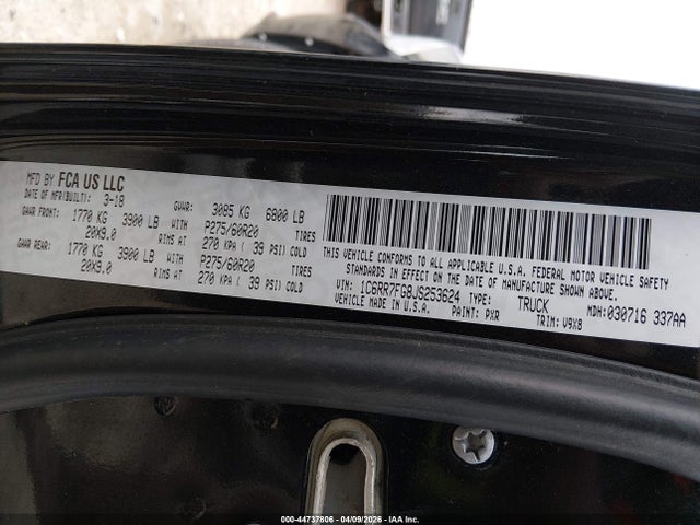 44737806 :رقم المزاد ، 1C6RR7FG8JS253624 vin ، 2018 Ram 1500 Express  4x4 6'4 Box مزاد بيع