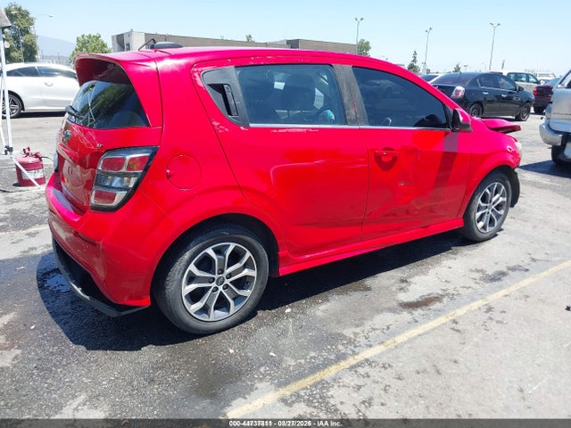 Chevrolet Sonic Lt Auto 2018 1G1JD6SB9J4137399 Image 4