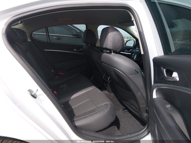 Genesis G70 2.5t Awd 2025 KMTG34SC5SU159307 Image 8