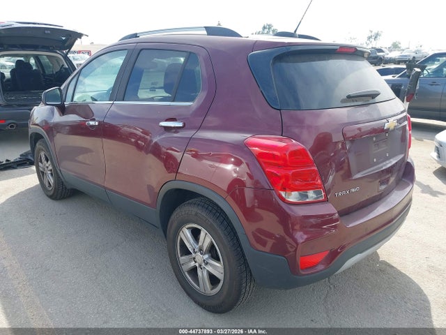 2017 CHEVROLET TRAX 3GNCJPSB8HL235348 Photo 2