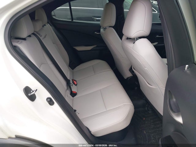 44737924 :رقم المزاد ، JTHP9JBHXM2040303 vin ، 2021 Lexus Ux 250h مزاد بيع