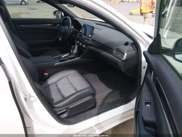 1HGCV1F3XKA141369 Honda Accord Sport