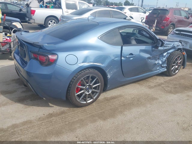 2018 Subaru Brz Limited მანქანა იყიდება აუქციონზე, vin: JF1ZCAC12J9601129, აუქციონის ნომერი: 44737973