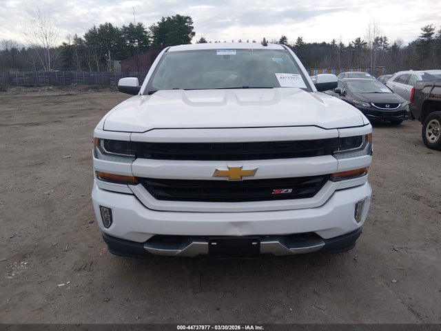 2GCVKREC1J1101707 Chevrolet Silverado 1500 2lt