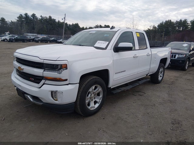 2GCVKREC1J1101707 Chevrolet Silverado 1500 2lt