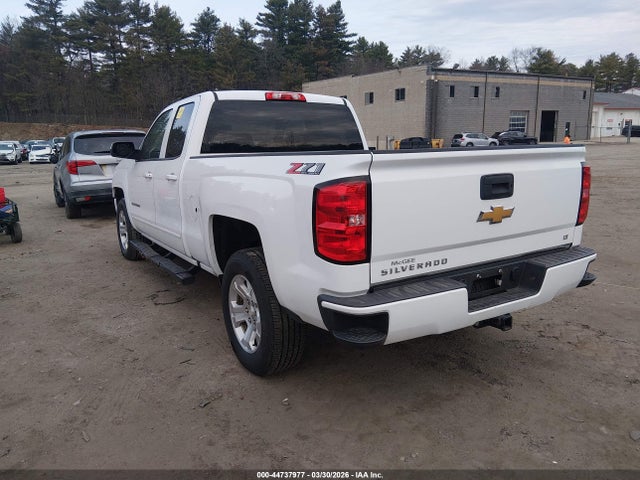2GCVKREC1J1101707 Chevrolet Silverado 1500 2lt