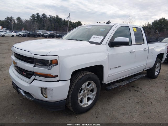 2GCVKREC1J1101707 Chevrolet Silverado 1500 2lt