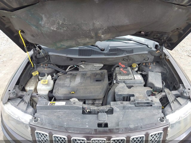 44737985 :رقم المزاد ، 1C4NJDEB8ED585799 vin ، 2014 Jeep Compass Latitude مزاد بيع