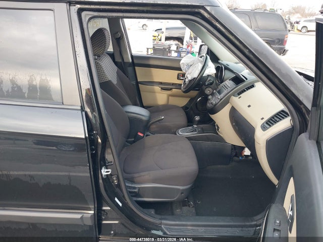 Продажа на аукционе авто 2013 Kia Soul !, vin: KNDJT2A60D7749291, номер лота: 44738019