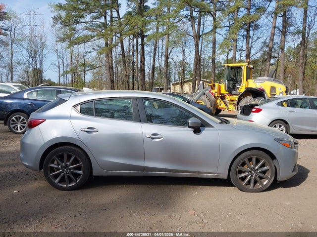 Продаж на аукціоні авто 2018 Mazda Mazda3 Touring, vin: 3MZBN1L34JM232540, номер лоту: 44738031