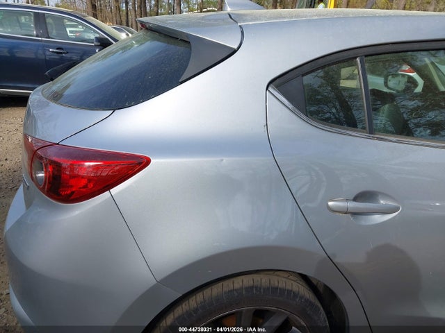 Продаж на аукціоні авто 2018 Mazda Mazda3 Touring, vin: 3MZBN1L34JM232540, номер лоту: 44738031