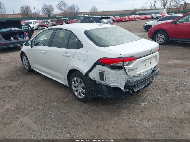 Toyota COROLLA LE 2020 JTDEPRAE1LJ114832 Image 3