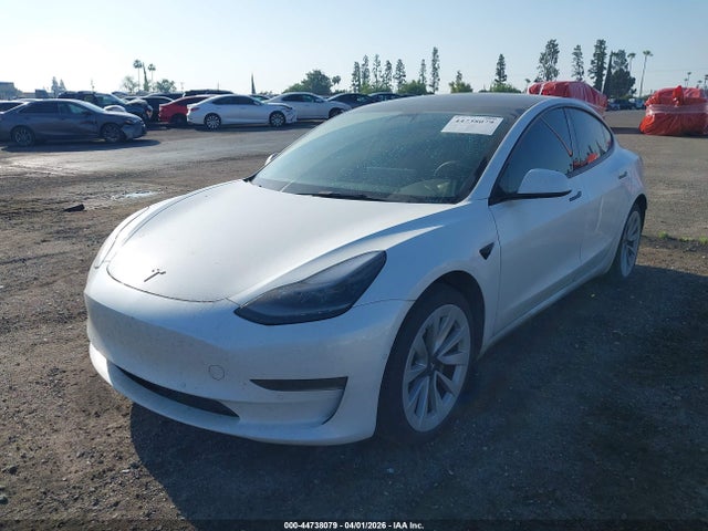 44738079 :رقم المزاد ، 5YJ3E1EA6NF359349 vin ، 2022 Tesla Model 3 Rear-wheel Drive مزاد بيع