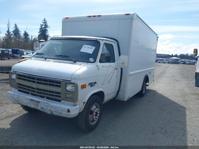 44738102 :رقم المزاد ، 2GCHG31K3J4101893 vin ، 1988 Chevrolet G30 مزاد بيع