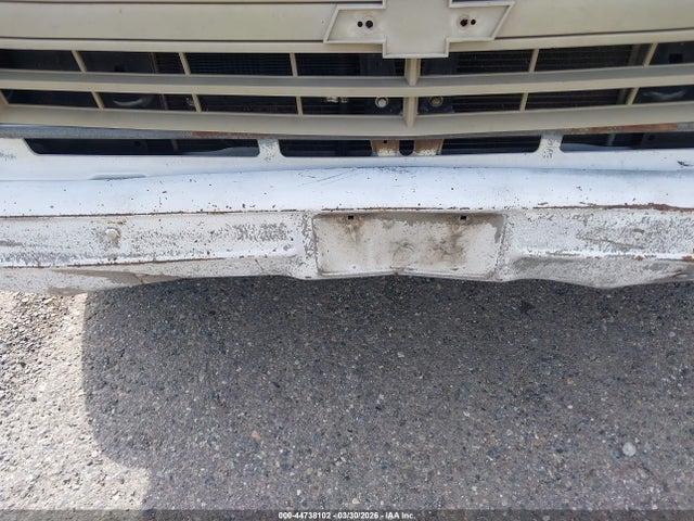 44738102 :رقم المزاد ، 2GCHG31K3J4101893 vin ، 1988 Chevrolet G30 مزاد بيع