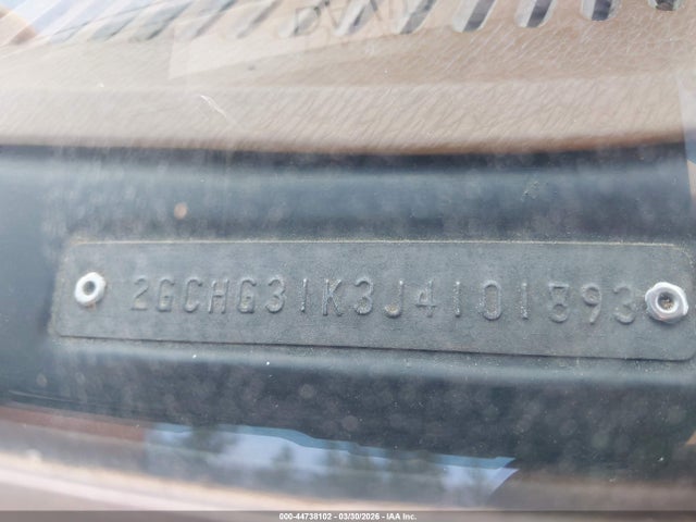 44738102 :رقم المزاد ، 2GCHG31K3J4101893 vin ، 1988 Chevrolet G30 مزاد بيع
