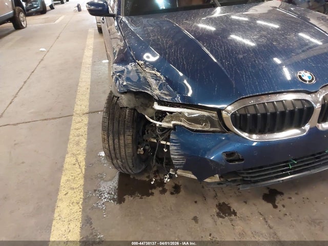 BMW 330i Xdrive 2019 WBA5R7C57KFH32573 Image 6