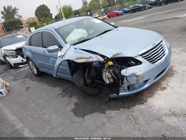 Продаж на аукціоні авто 2012 Chrysler 200 Lx, vin: 1C3CCBAG0CN316764, номер лоту: 44738148