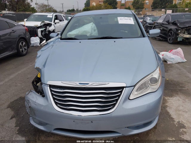 Продаж на аукціоні авто 2012 Chrysler 200 Lx, vin: 1C3CCBAG0CN316764, номер лоту: 44738148