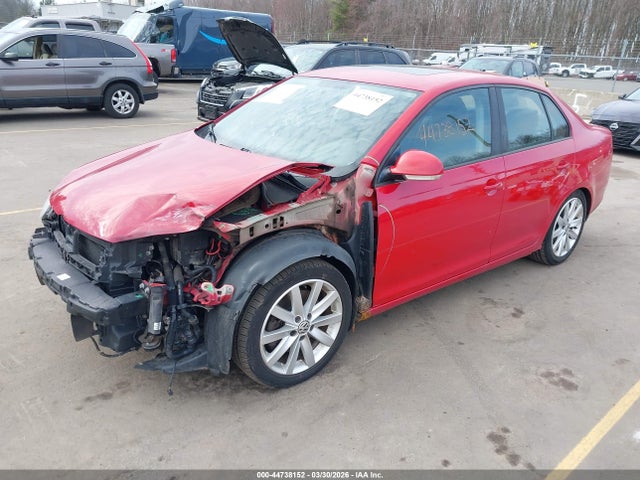 2010 Volkswagen Jetta Wolfsburg Edition მანქანა იყიდება აუქციონზე, vin: 3VWRA7AJ8AM019458, აუქციონის ნომერი: 44738152