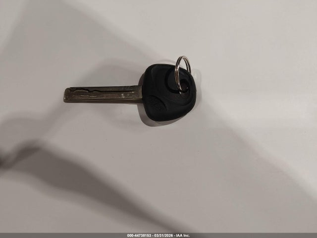 KM8J33A42GU055630 Hyundai TUCSON SE