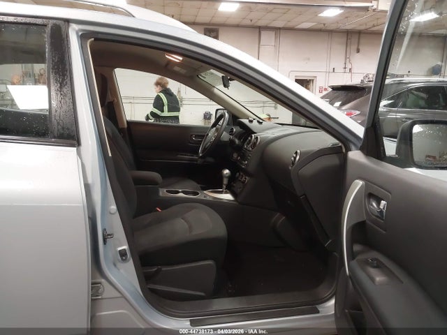44738173 :رقم المزاد ، JN8AS5MV2FW257365 vin ، 2015 Nissan Rogue Select S مزاد بيع