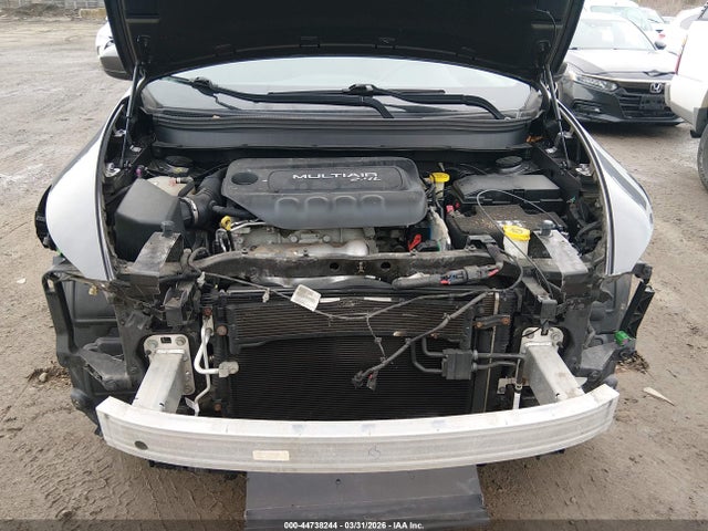 1C4PJLCB4GW342701 Jeep Cherokee Latitude