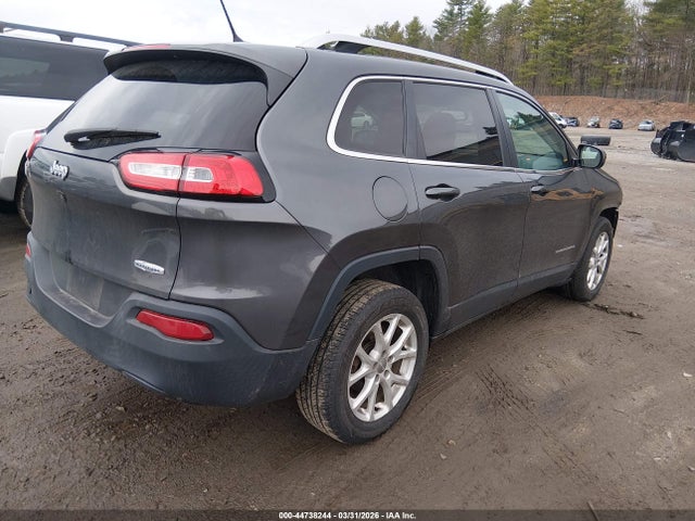 1C4PJLCB4GW342701 Jeep Cherokee Latitude