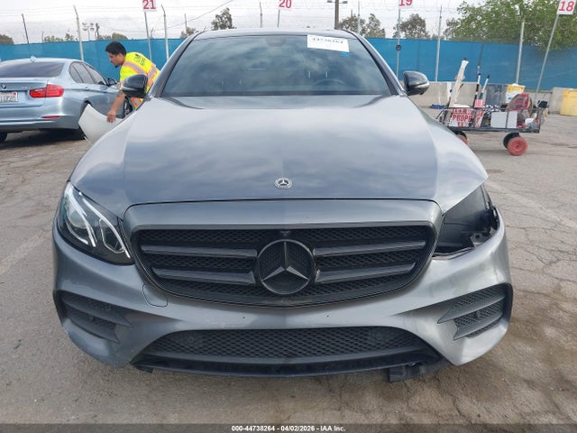 44738264 :رقم المزاد ، WDDZF6JB8KA498010 vin ، 2019 Mercedes-benz E 450 4matic مزاد بيع