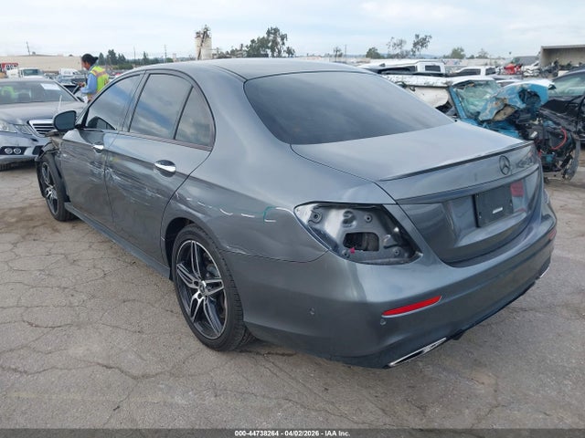 44738264 :رقم المزاد ، WDDZF6JB8KA498010 vin ، 2019 Mercedes-benz E 450 4matic مزاد بيع