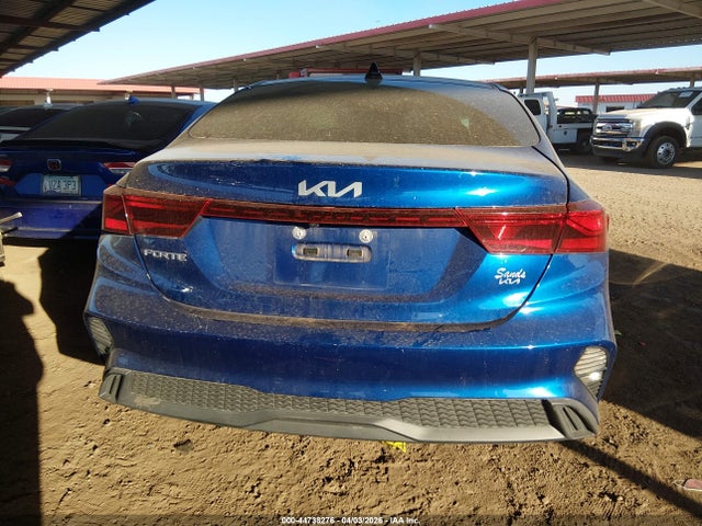44738276 :رقم المزاد ، 3KPF24AD5NE437052 vin ، 2022 Kia Forte Lxs مزاد بيع