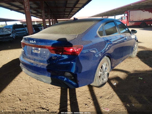 44738276 :رقم المزاد ، 3KPF24AD5NE437052 vin ، 2022 Kia Forte Lxs مزاد بيع